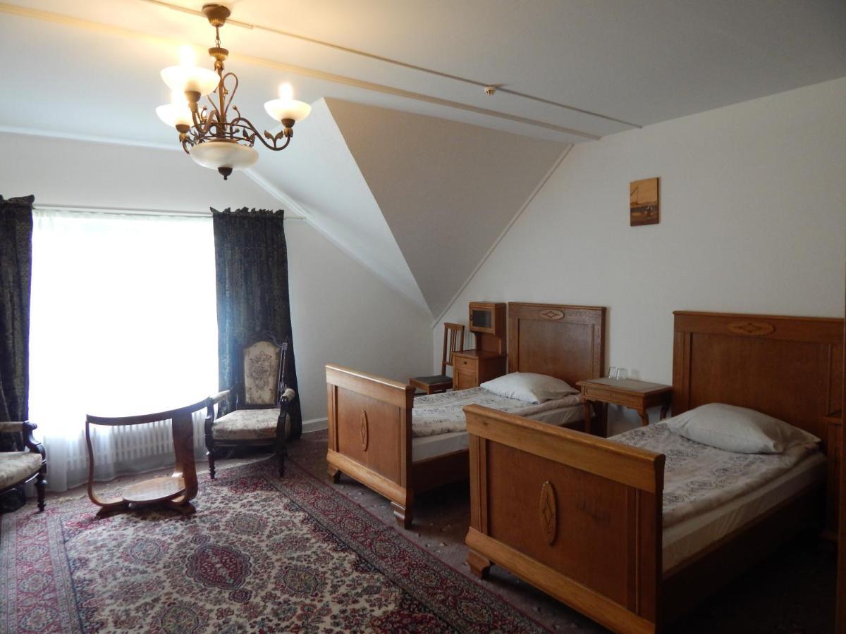 Motel Brencis Iecava Kültér fotó