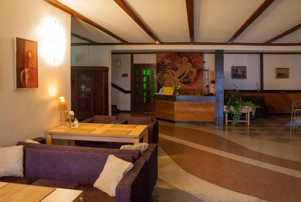 Motel Brencis Iecava Kültér fotó